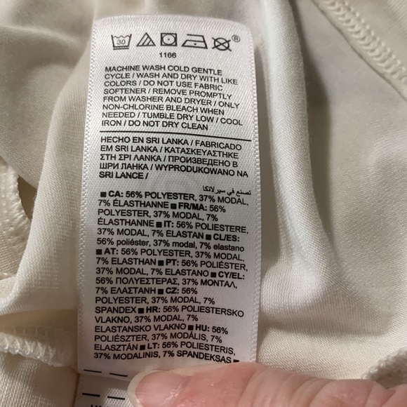 Athleta Women’s Air Out Cinch Scoop Neck Tank Top Small NWT - Picture 10 of 12